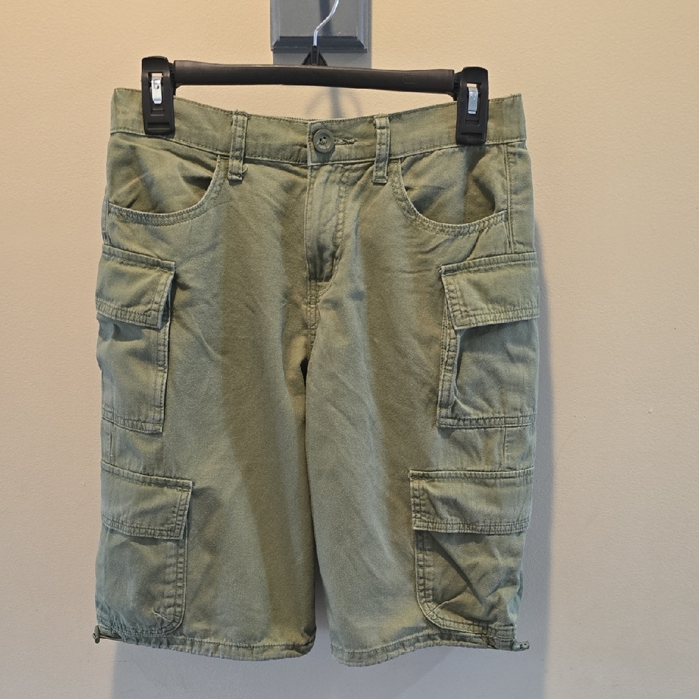 Aeropostale Women's Olive Cargo Shorts